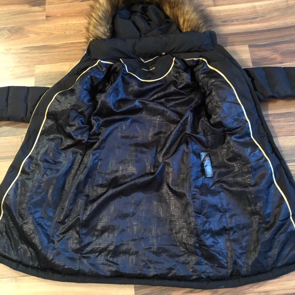 Ivanka Trump puffer jacket - Picture 6 of 12